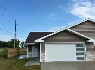 1821 W 6th St #8, Storm Lake, IA 50588