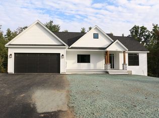 439 Blane Cir #11, Pembroke, NH 03275