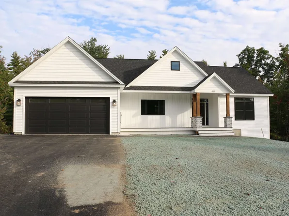 439 Blane Circle #11, Pembroke, NH 03275