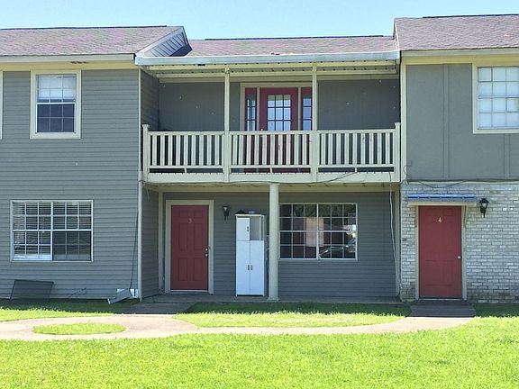 3rd image of 40459 W Hernandez Ave