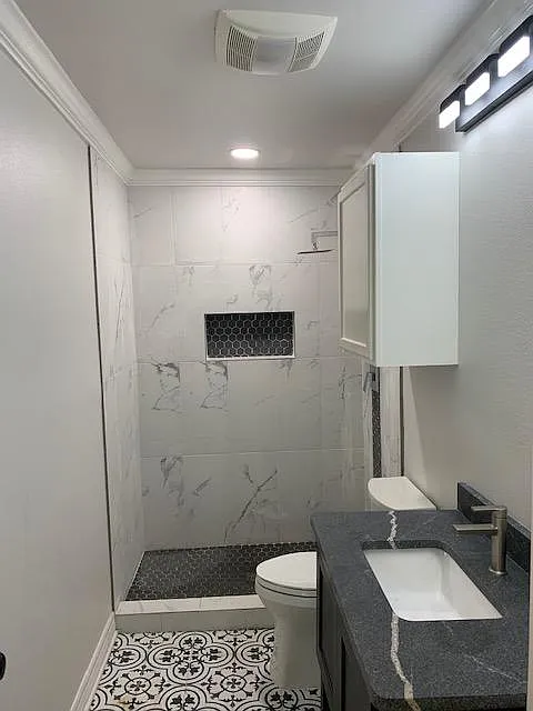 3 bed, 1600 sqft, $1,600 — Photo 2