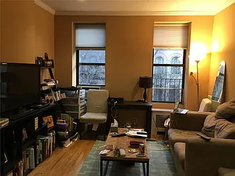 Rented by R New York