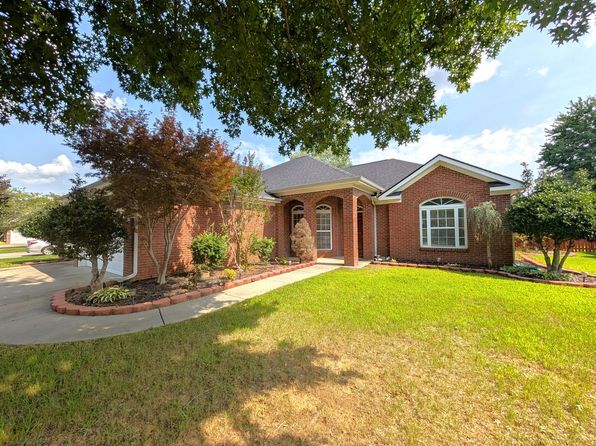 5016 Liberty Park Cir SE