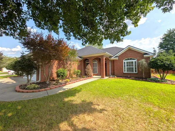 5016 Liberty Park Cir SE, Owens Cross Roads, AL 35763