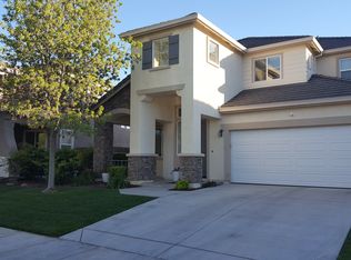 1187 Bellflower Way, Los Banos, CA