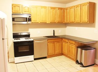 720 11th St NE UNIT 1/2, Washington, DC 20002