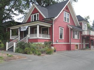 753 NE 7th St, Grants Pass, OR 97526
