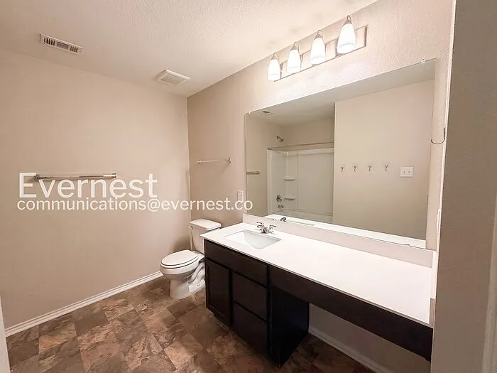 13700 Vigilance St — Photo 14
