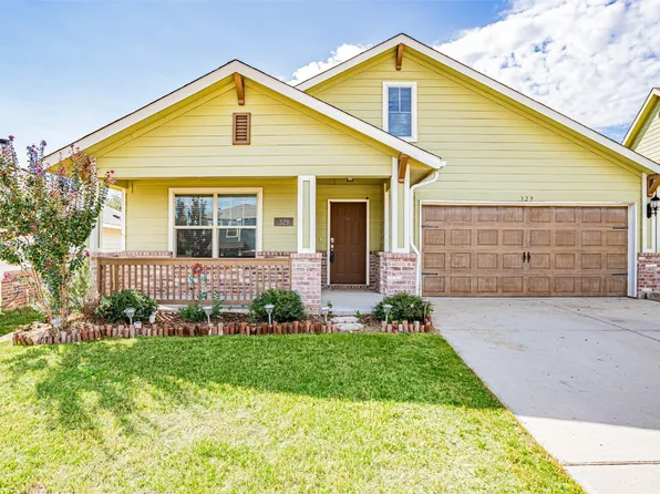 329 Daleview Dr, Kennedale, TX 76060