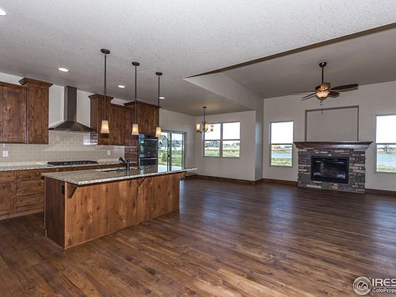 4th image of 429 Vermilion Peak Dr