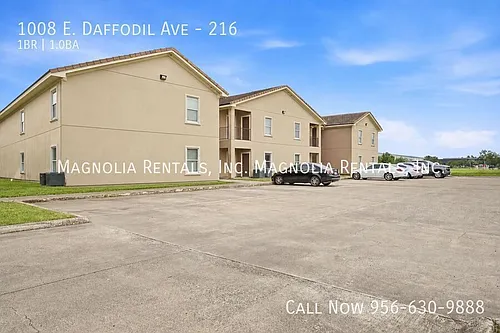 1008 E Daffodil Ave Photo 1