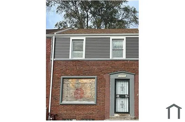 2250 E 100th St photo 1