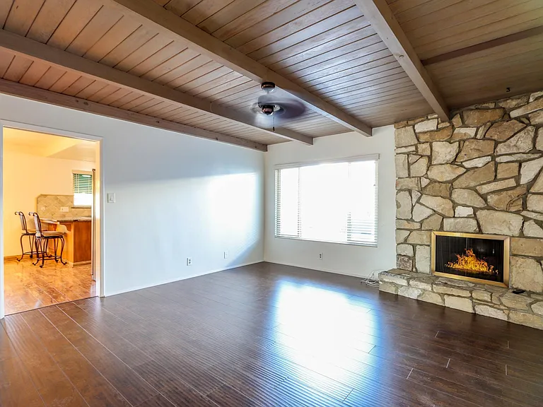 822 S Alma St #1 — Photo 8