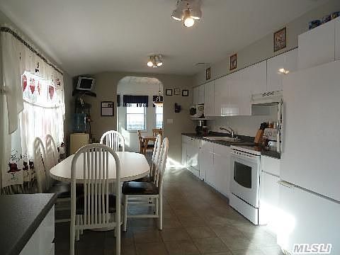 4th image of 7 Canary Pl