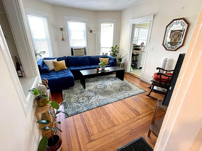 635 Boston Ave #1 — Photo 2