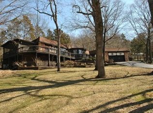 114 River Woods Rd, Hillsboro, MO 63050