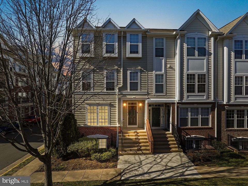 1st image of 11576 Cavalier Landing Ct #A-901
