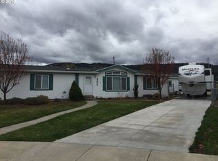 2206 Terra Lea Ct, La Grande, OR 97850