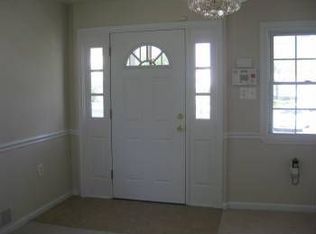 1407 David Ct, Woodbridge, VA 22191