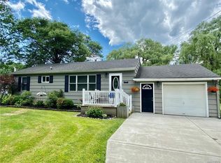 710 Schultz Rd, Elma, NY 14059