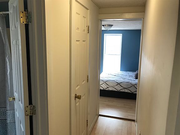 3rd image of 158 Water St