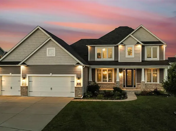 514 John Pitman Dr, Saint Charles, MO 63304