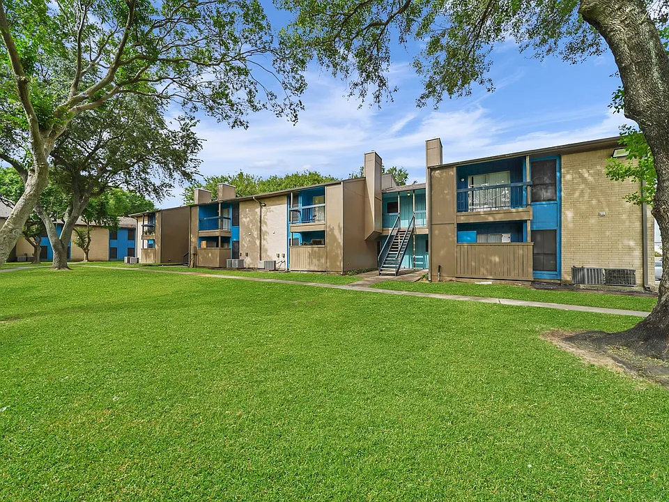 Costa Azul Apartments