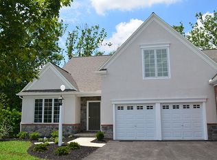 126 Bank Barn Ln, Lancaster, PA 17602