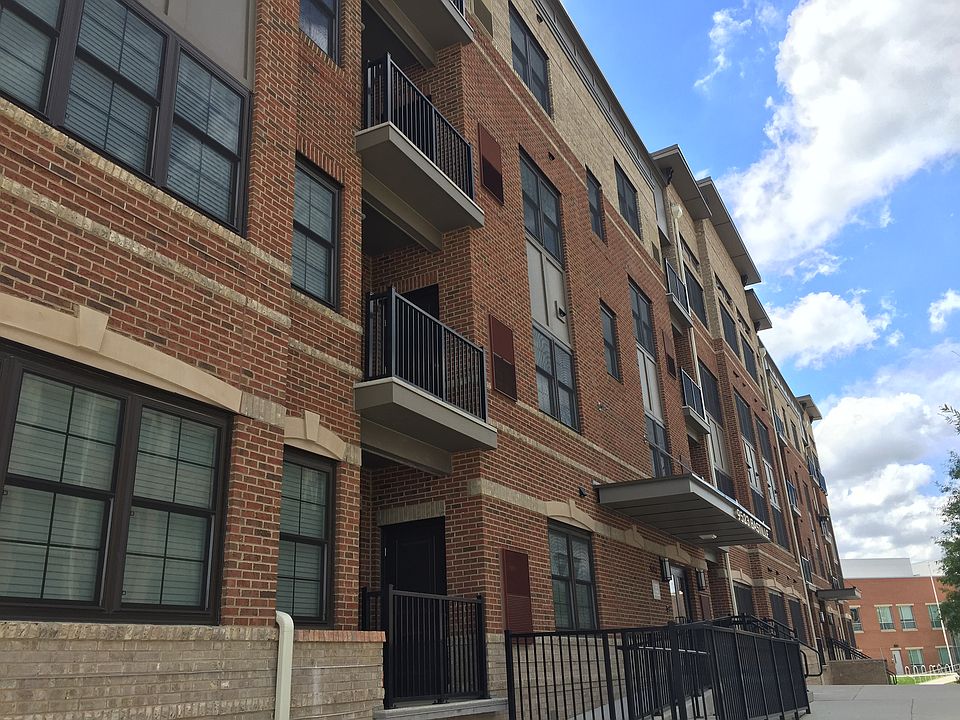 1st image of 9523 Bastille St Unit 401