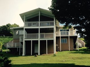 619 Mountain Glen Dr, Newland, NC 28657