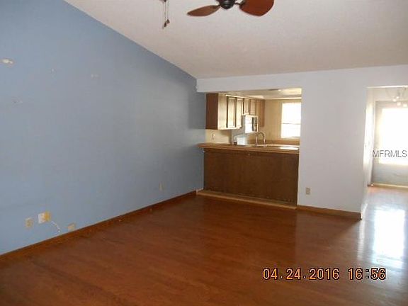 3rd image of 13024 Leverington St