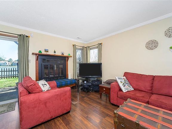 Living room, soon burning fire place