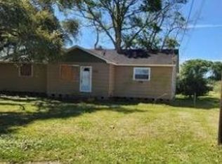 815 Howard St, Jennings, LA 70546