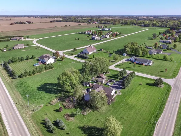 2419 N 4210th Rd, Sheridan, IL 60551