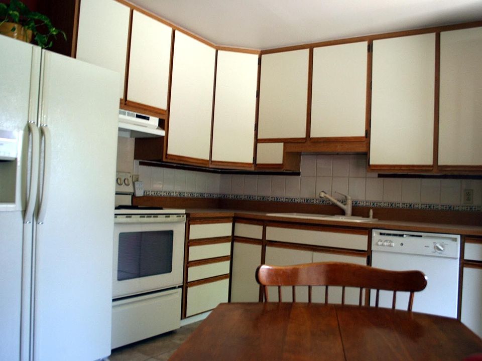 Spacious Kitchen