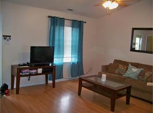 105 Oakley Dr, New Bern, NC 28560