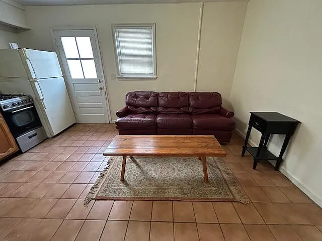 103 North St #1B — Photo 7