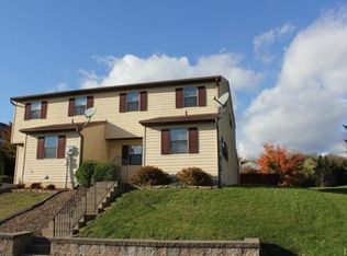 1613 Shiloh Ct, Allentown, PA 18104