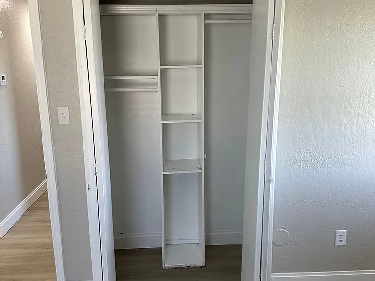 2606 NE Lake Ave — Photo 15