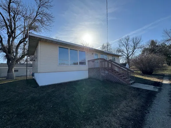 512 Railroad Ave, Albert Lea, MN 56007