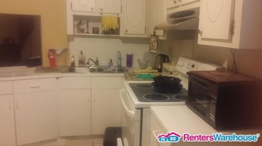 1st image of 1710 NE 191st St APT 117