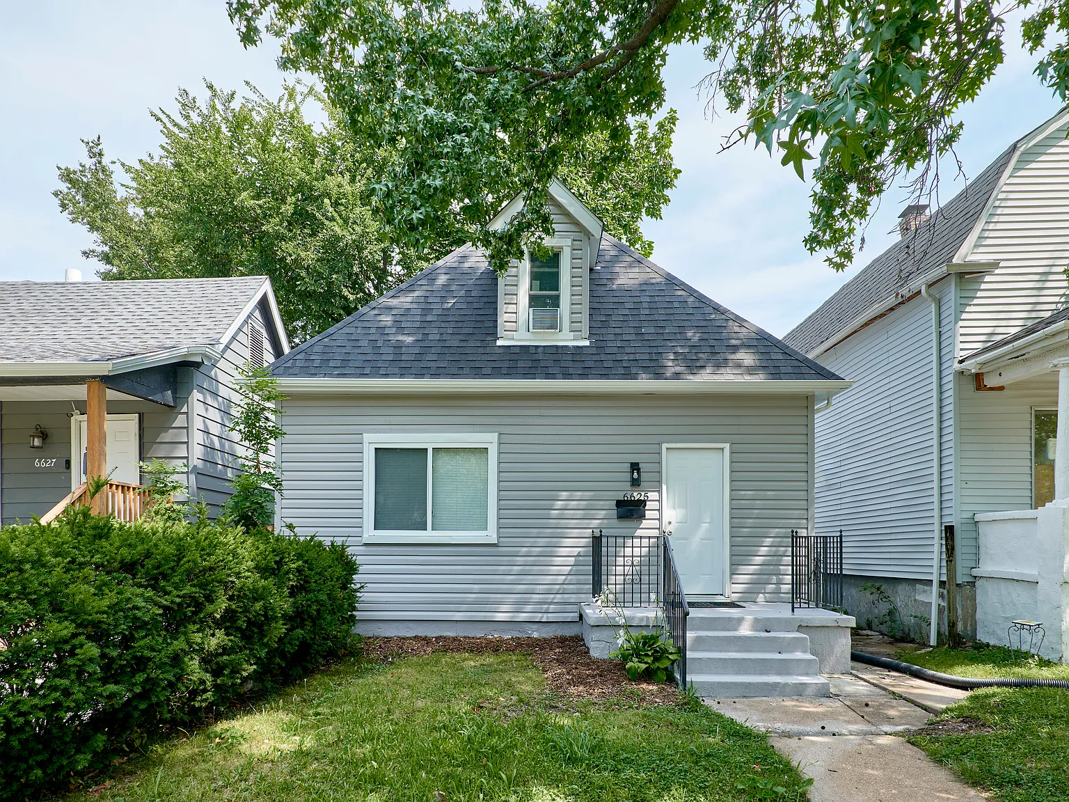 4 bed, 1453 sqft, $2,400 — Photo 2