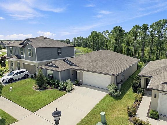3rd image of 34701 RAINVILLE LOOP