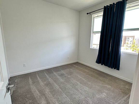 4th image of 10425 Newbliss Way
