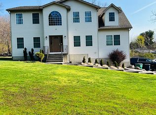 11 Frozen Ridge Rd, Newburgh, NY 12550