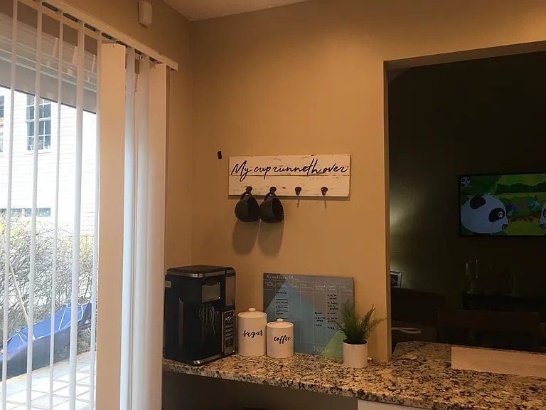 89 Renaissance Ln — Photo 8