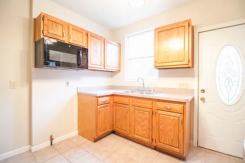 4122 Fairview Dr — Photo 9