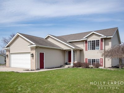 161 Cleveland St E, Coopersville, MI, 49404