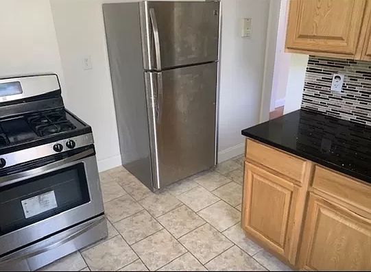 5th image of 725 W 172nd St APT 1