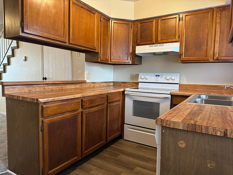 4108 Charleston Dr — Photo 6